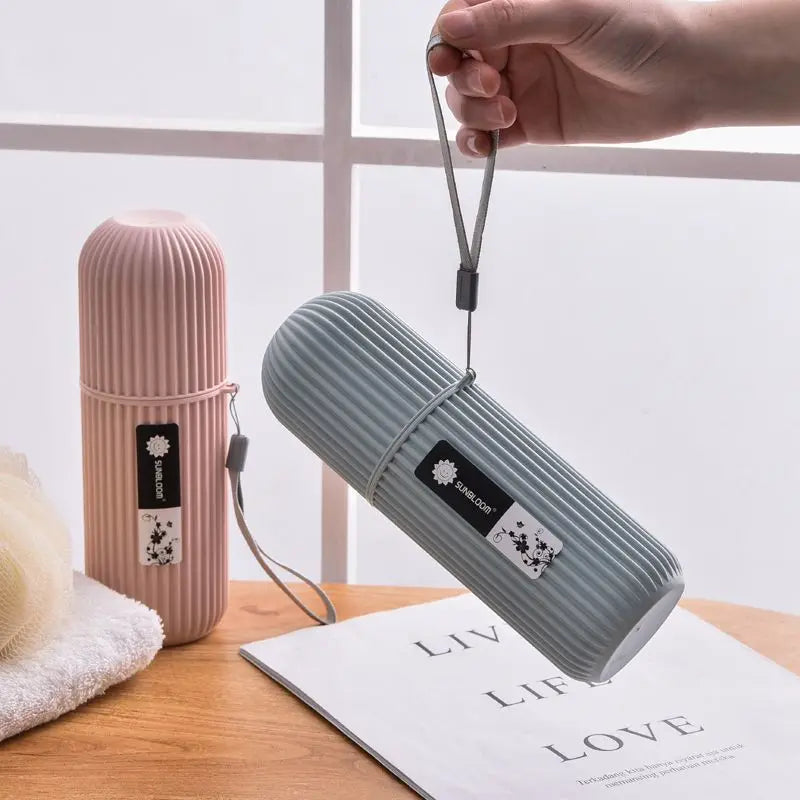 Étui de protection portable pour brosse à dents et dentifrice, idéal pour le voyage et le camping.